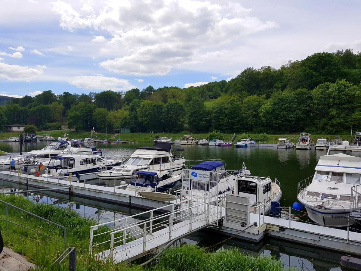 Moselromance - Luxusapartment - Grosse Terrasse - Ruhige Lage Traben-Trarbach Bagian luar foto